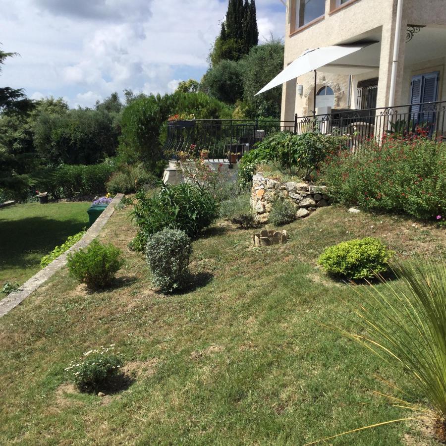 La Tourrette Bed & Breakfast ตูร์เรสส์-ซัวร์-ลูป ภายนอก รูปภาพ