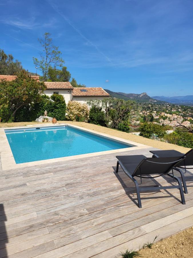 La Tourrette Bed & Breakfast ตูร์เรสส์-ซัวร์-ลูป ภายนอก รูปภาพ