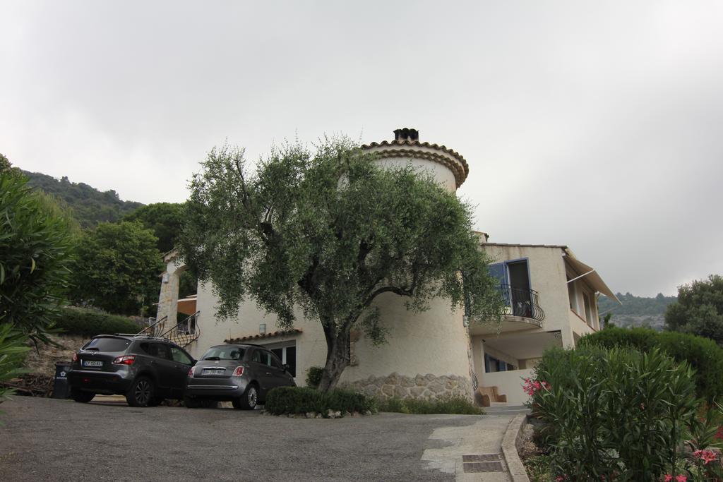 La Tourrette Bed & Breakfast ตูร์เรสส์-ซัวร์-ลูป ภายนอก รูปภาพ