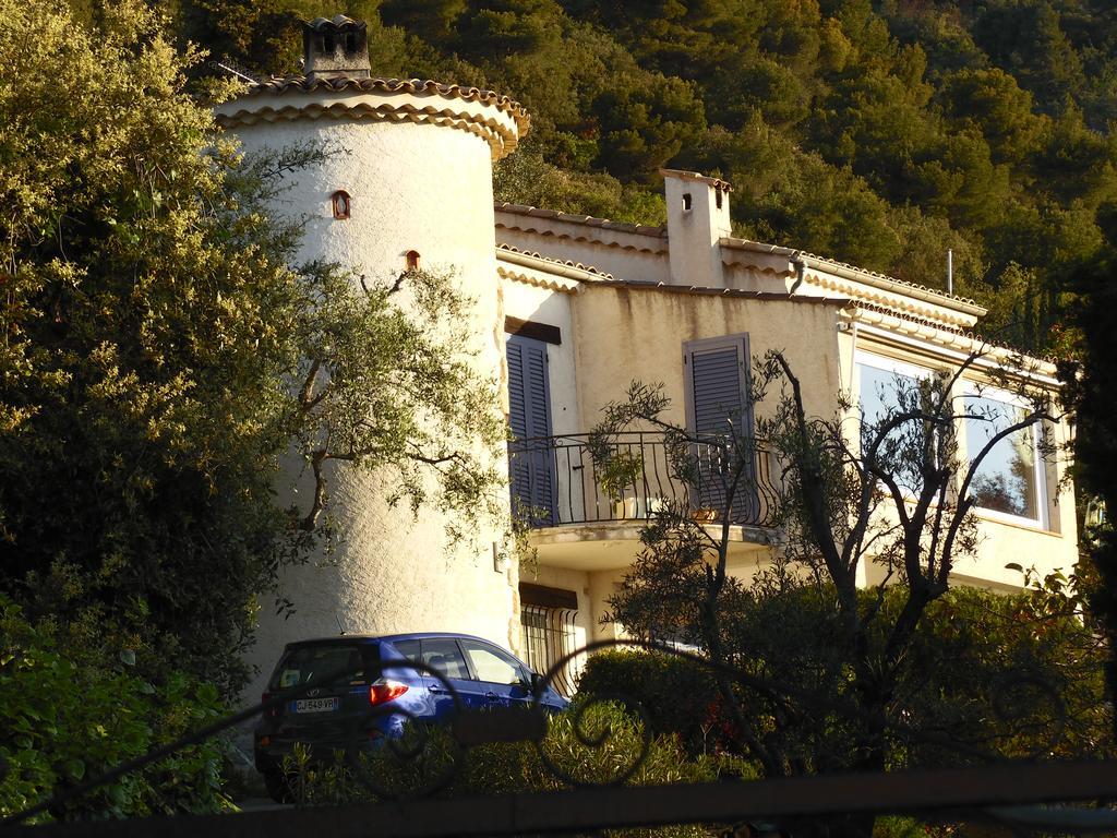 La Tourrette Bed & Breakfast ตูร์เรสส์-ซัวร์-ลูป ภายนอก รูปภาพ